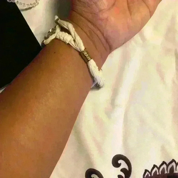 🎉 TWO Rhinestone Adjustable Bracelets🔥 - Picture 4 of 7